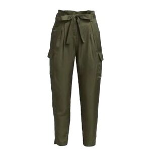 L'AGENCE Olive Tie-Waist Cropped Pants